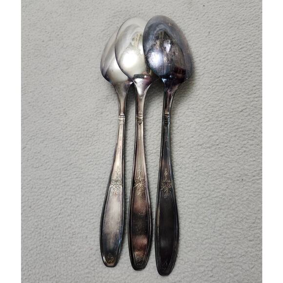Lot 3 Teaspoons 1847 Rogers Bros. Antique AMBASSADOR Silverplate Ca 1919 - Picture 2 of 6